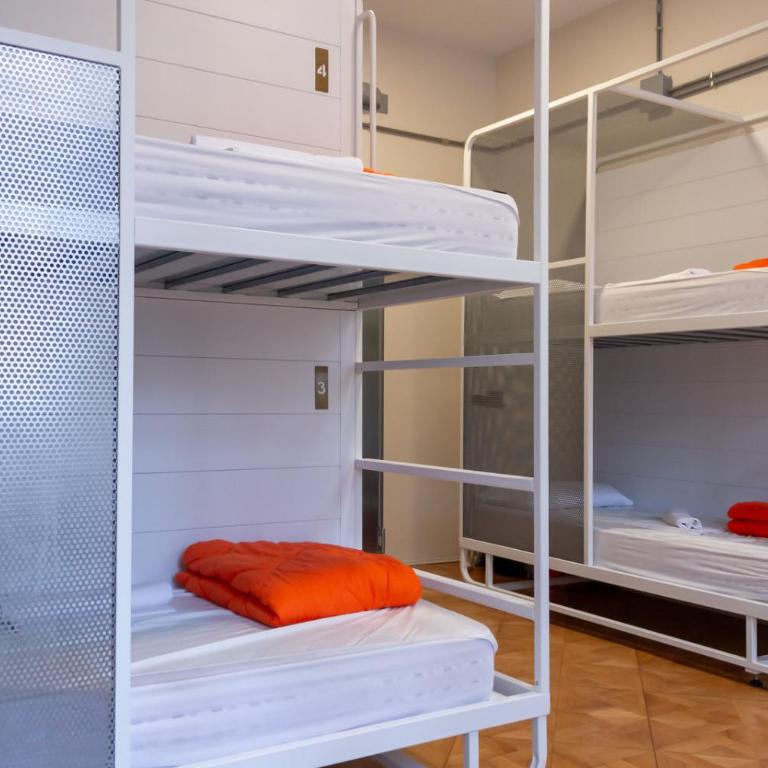 Casali Hostel - Dormitorio Misto con 6 Posti Letto - 6