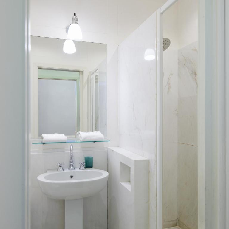 Palazzo Contarini Della Porta Di Ferro - Appartamento con 3 Camere da Letto e Vista Acqua - 7