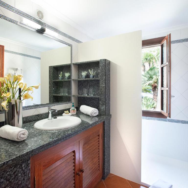 Owl Booking Villa Suavet Petit - Exclusive Property with a Stunning Pool - Villa - 28