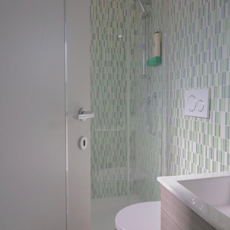 Elegant & Chic 2 Suites Apartment - 5min to Station, AC, Wi-Fi - Apartment mit 2 Schlafzimmern und Terrasse - 13