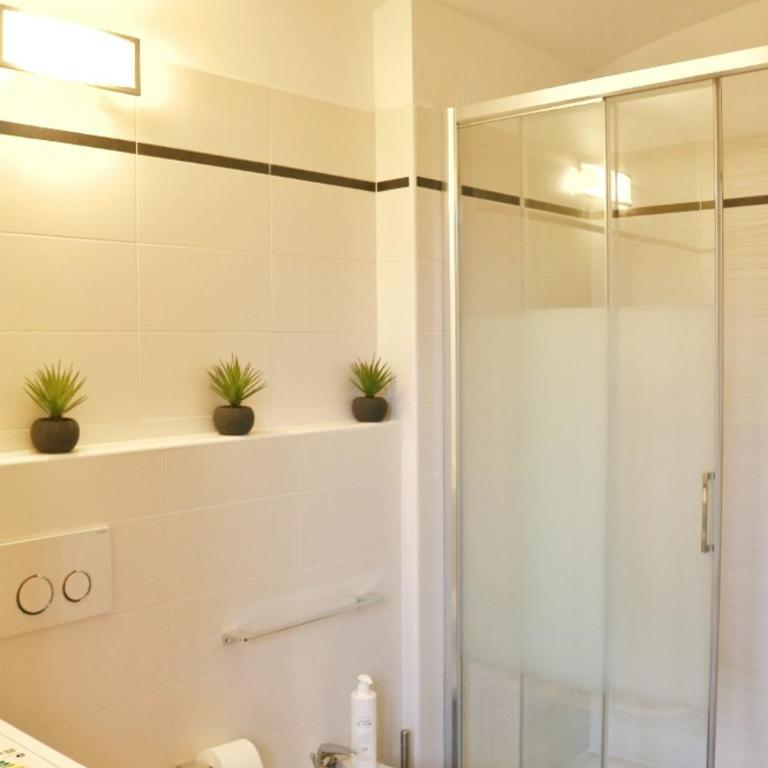 Studio Red - by MyHomeInComo - Appartamento con 1 Camera da Letto - 15