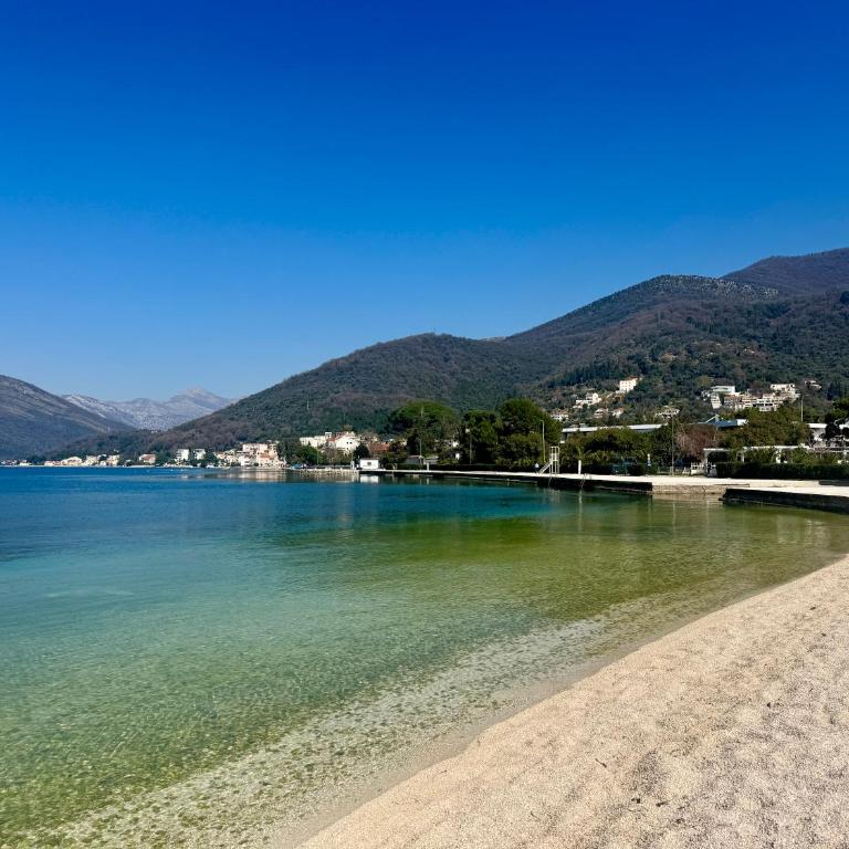 2 bedrooms Teuta residence with exit to a pool - Two-Bedroom Apartment - 50