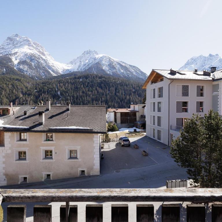 Pütvia E6 - Apartment mit Blick auf die Berge - 14
