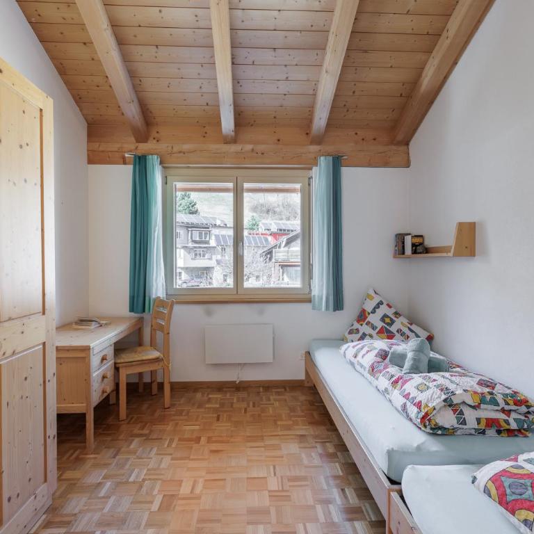Pütvia E6 - Apartment mit Blick auf die Berge - 9