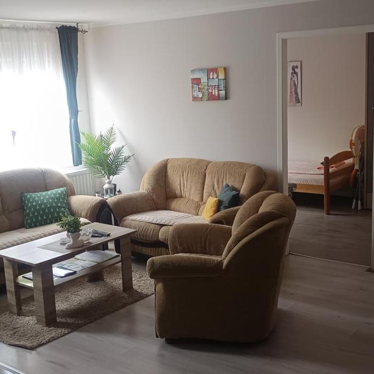 ARIANA apartman - Three-Bedroom Apartment - 1