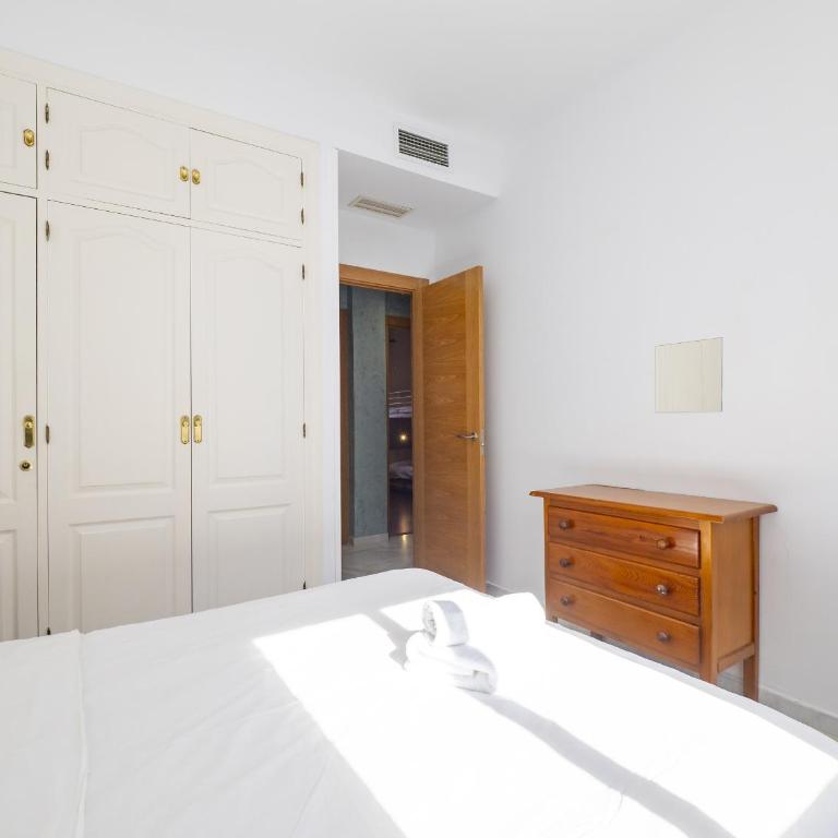 Cubo's Cabopino Beach Marbella Apartment - Apartamento - 28