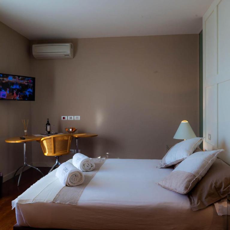 Quercia Belvedere Relais - Superior Doppelzimmer mit Seeblick - 5