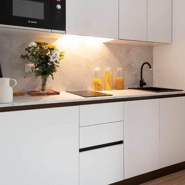 Cavour FillYourHomeWithLove Design Apartment - Appartamento Deluxe con 2 Camere da Letto - 7