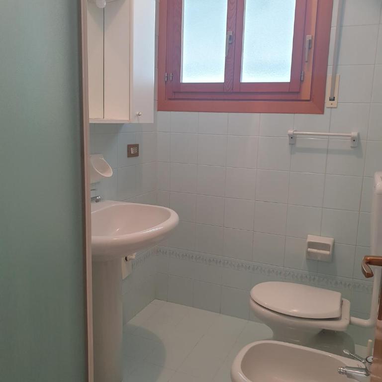 Halley - Two-Bedroom Apartment - 28