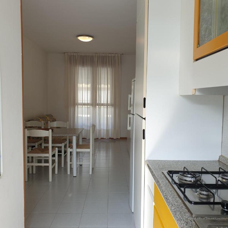 Halley - Two-Bedroom Apartment - 18