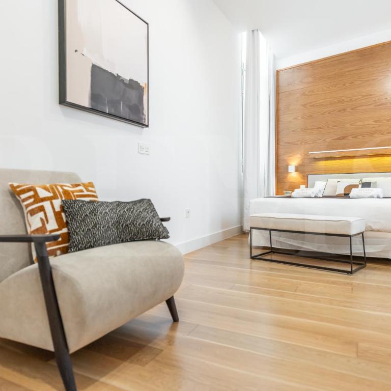 Artistic and Spacious Apartment by REMS - Apartamento - 24
