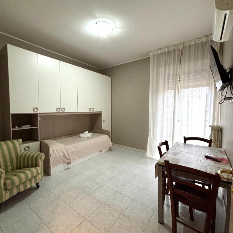Amati Policlinic Monza - Appartamento con 2 Camere da Letto - 5