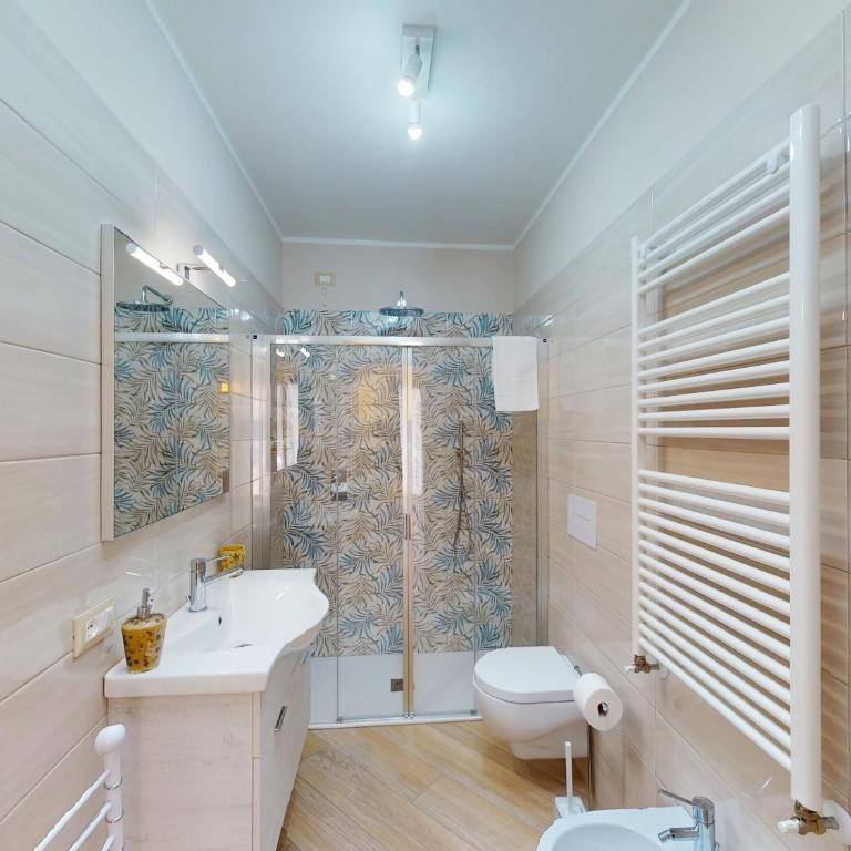 Pinko House free wifi By Bookinggardalake - Appartamento con 2 Camere da Letto e Balcone - 12