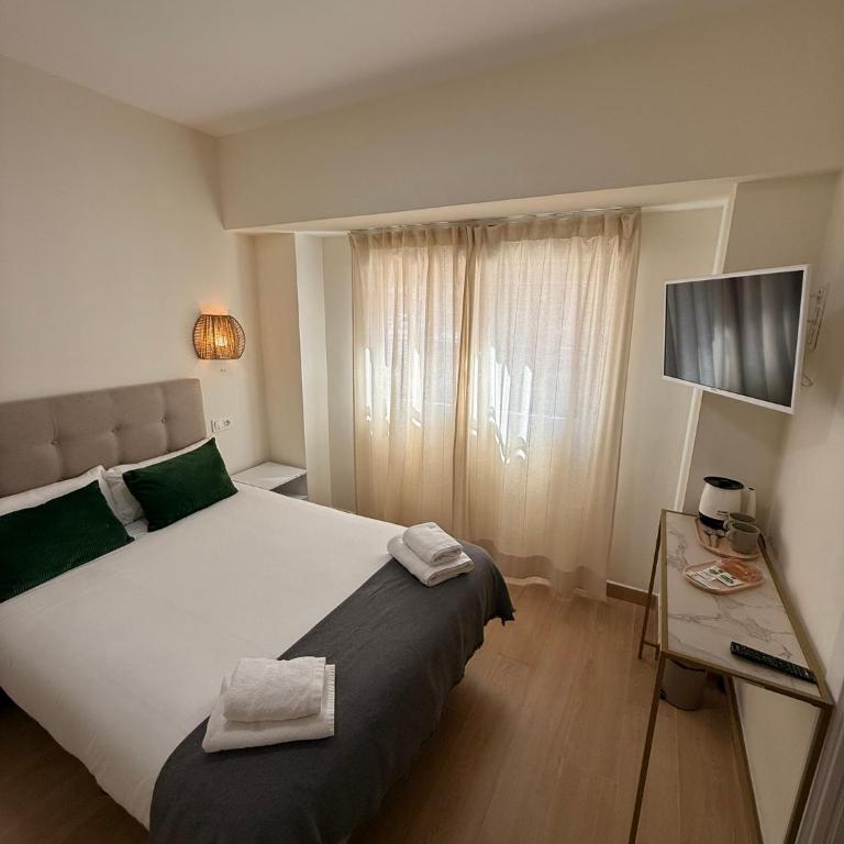 Ola Málaga - Double Room - 8