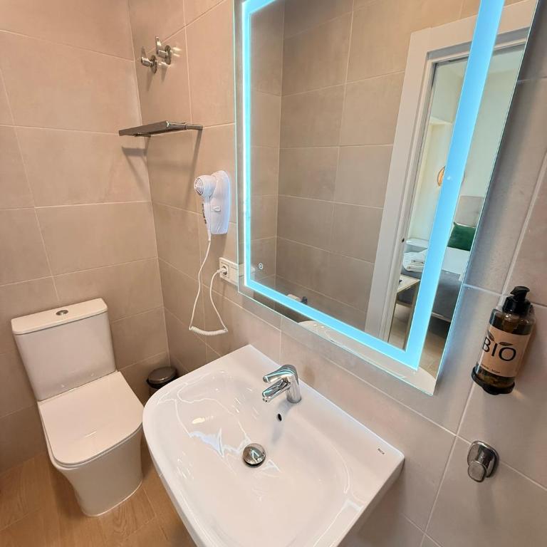 Ola Málaga - Double Room - 9