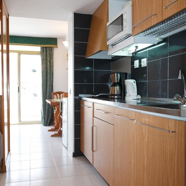 UHC Salou Pacific Apartments - Apartamento 1 dormitorio con vistas al mar y terraza - 5