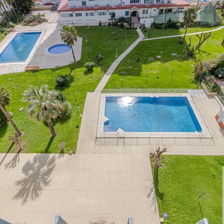 Apt 1st line with wonderful sea views - One-Bedroom Apartment - 24