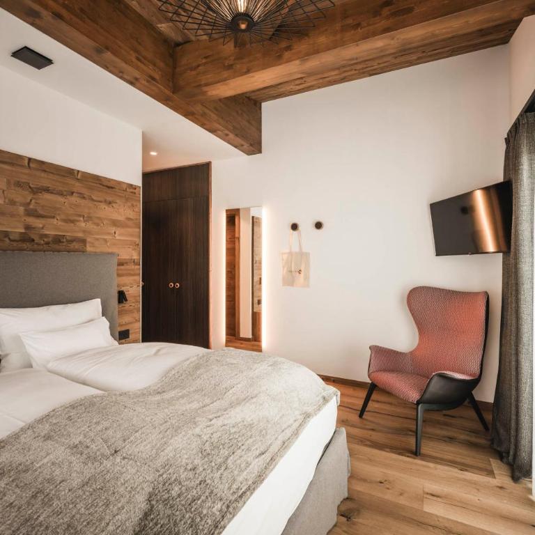 DISTINCTIVE LUXURY DOLOMITI Apartments TERRE71 - Suite Deluxe - 4