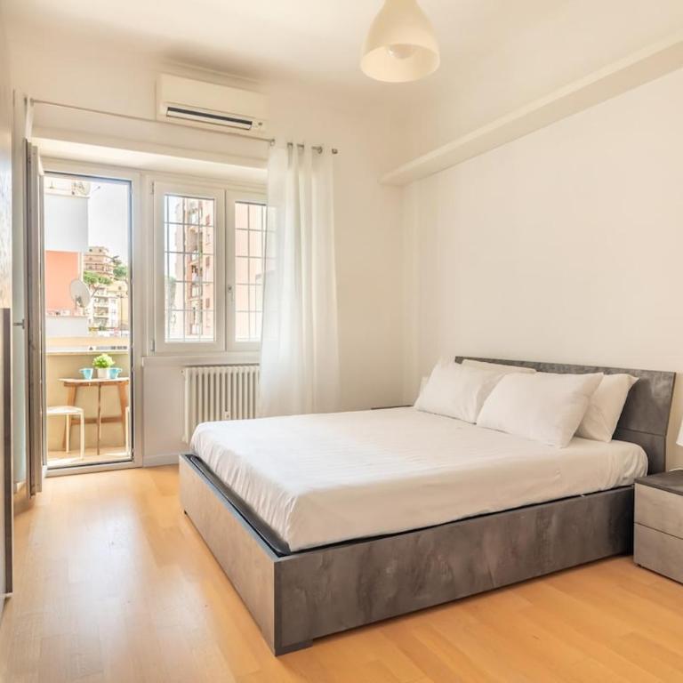 Appartamento Elegante e Luminoso con Metro Vicina - Appartamento con 2 Camere da Letto - 3