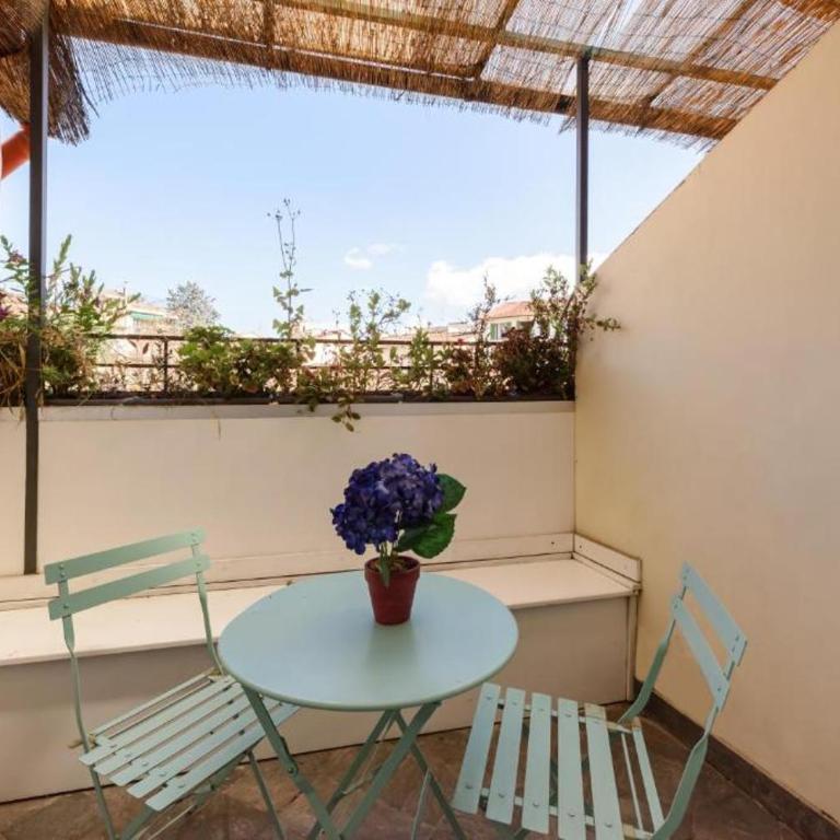 Dolce Vita suites - Camera Matrimoniale Deluxe con Balcone - 10