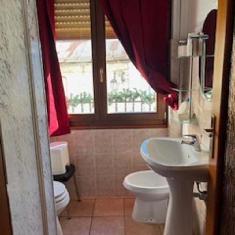 Albergo Eden - 2 Camere Matrimoniali Comunicanti - 20