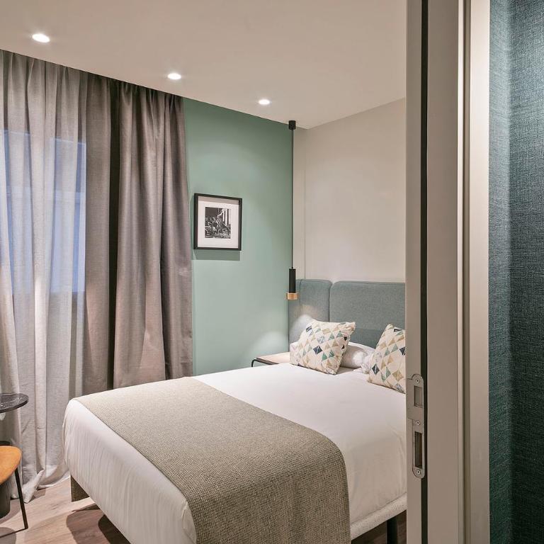 Hotel Via Augusta - Deluxe Single Room - 6