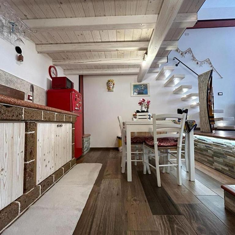 Al Vicoletto Boutique - Appartamento con 2 Camere da Letto - 11