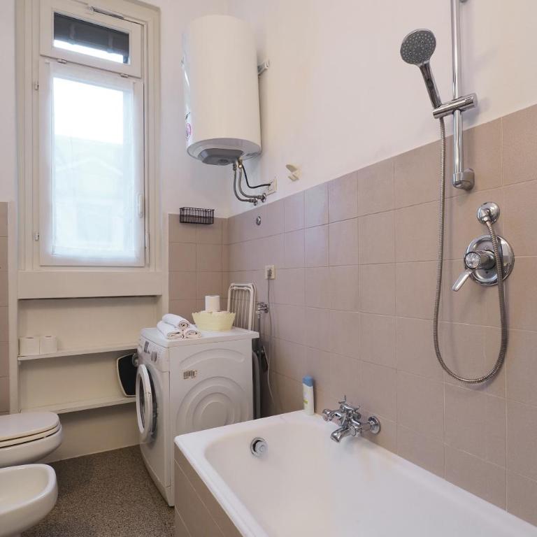 PrimoPiano - Grandi - Appartamento con 2 Camere da Letto - 6