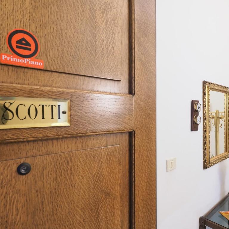 PrimoPiano - Grandi - Appartamento con 2 Camere da Letto - 47