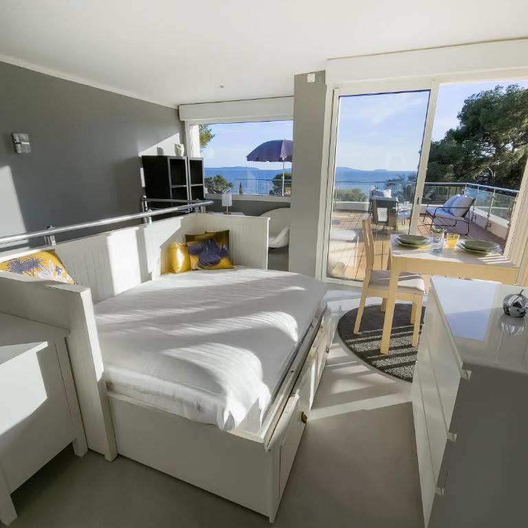 Villa Domaine du Soleil, Vue Mer avec piscine - Villa - 13