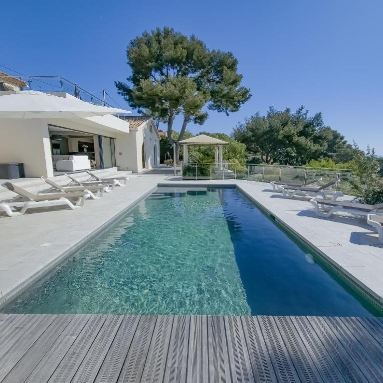 Villa Domaine du Soleil, Vue Mer avec piscine - Villa - 44