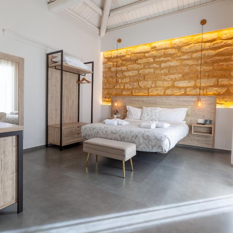Oneira Rooms - Suite Familiare con Balcone - 7