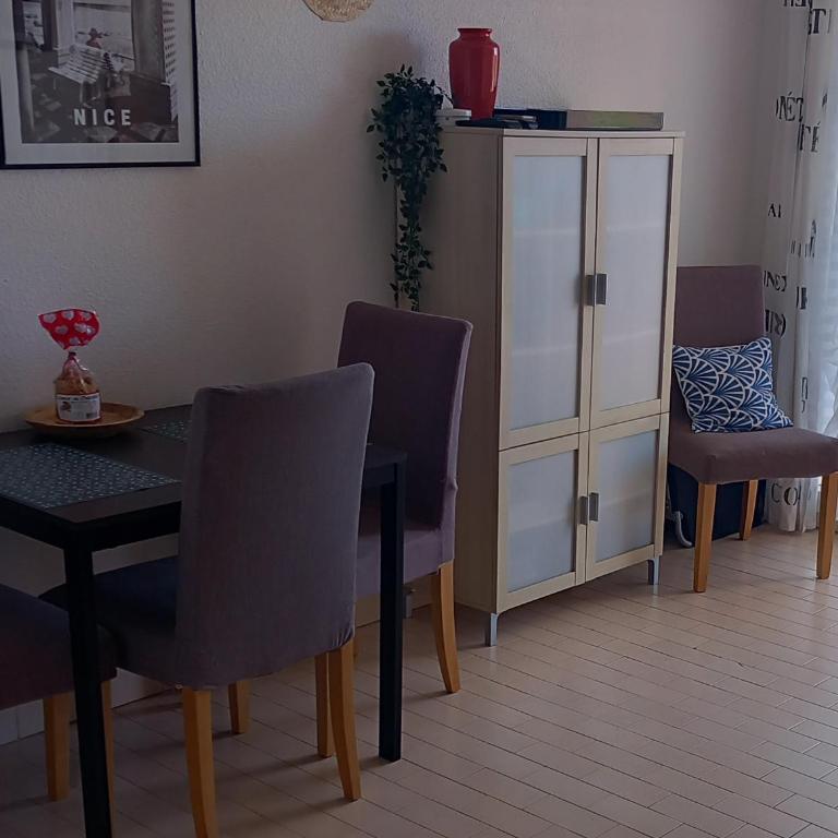 appartement vue mer piscines parking LES CORAUX AGAY PLAGE - Appartement - Vue sur Mer - 8