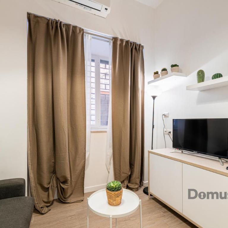Superior Holiday House Napoli By DomusExtra - Appartamento - Piano Terra - 2