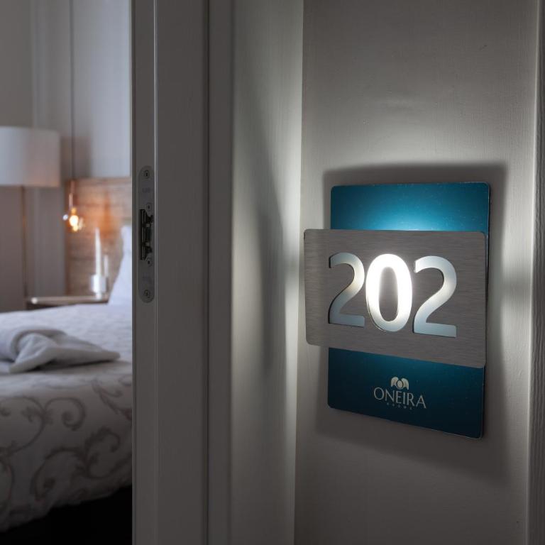 Oneira Rooms - Camera Deluxe - 2