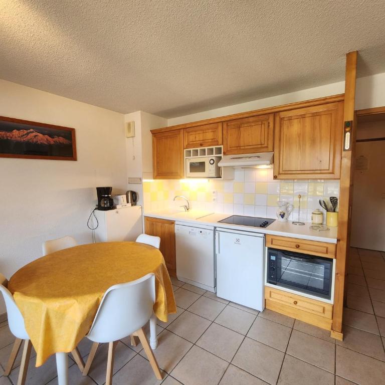 Appartement confort 4 pers avec balcon et garage, coeur de Samoëns - FR-1-629-101 - Apartment (4 Erwachsene) - 3