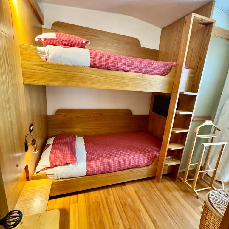 Elegant Apartment with center and Tofana view - Appartamento Attico con 4 Camere da Letto - 25