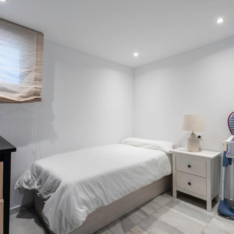 Alcazaba Beach Apartment - Apartamento de 3 dormitorios - 21
