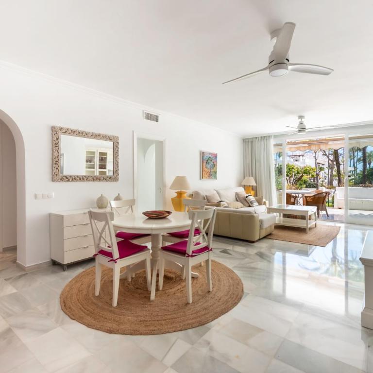 Alcazaba Beach Apartment - Apartamento de 3 dormitorios - 8