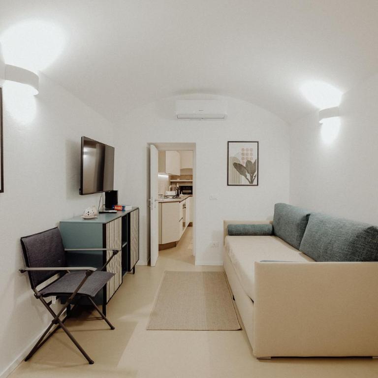 Hidden House by MONHOLIDAY - Appartamento con 1 Camera da Letto - 2