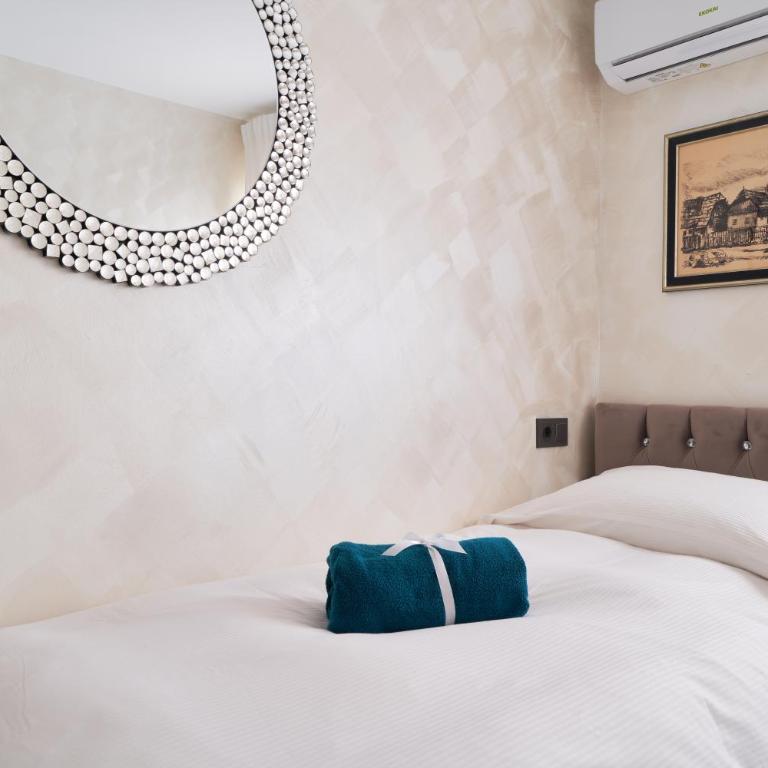 Casa Bonita - Two-Bedroom Apartment - 10