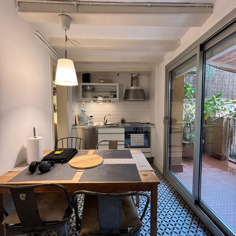 Rosselló Apartment - Two-Bedroom Apartment - 9