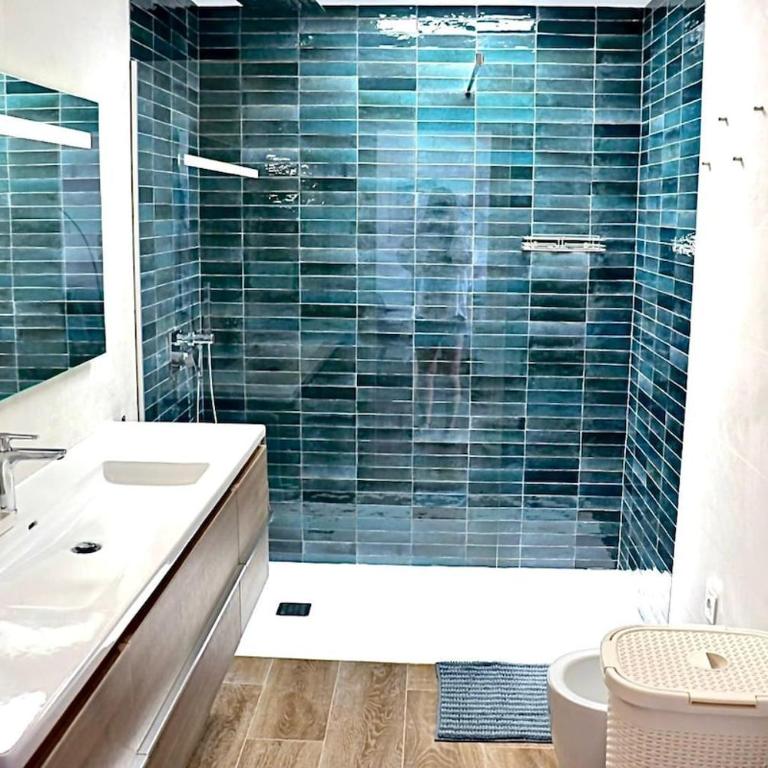 Stunning sea view apartment with big balcony in the center - Apartamento de 2 dormitorios - 25