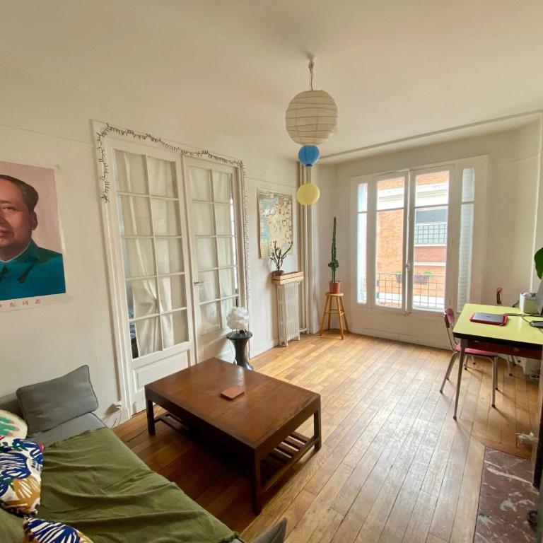 Charmant appartement artistique à Gambetta Père Lachaise - Chambre Lit Queen-Size Deluxe - 1