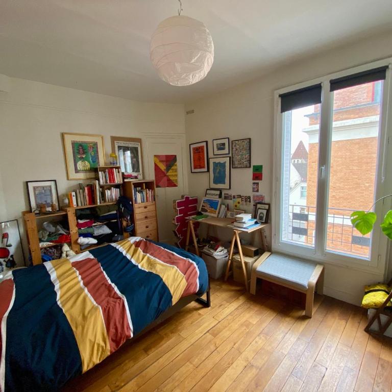 Charmant appartement artistique à Gambetta Père Lachaise - Chambre Lit Queen-Size Deluxe - 4
