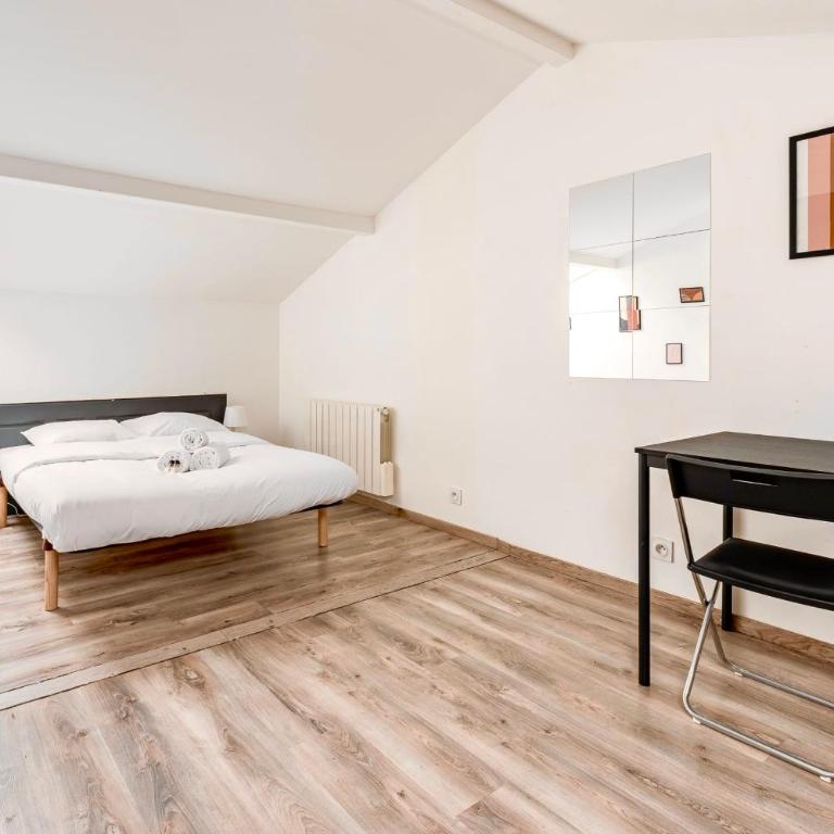Le Mûrier - Maison de ville avec patio parking - 6 pers - Maison de Vacances - 4