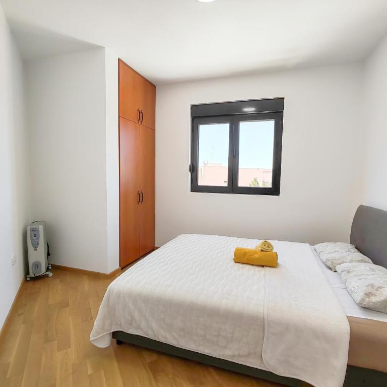 Sea view apartment in Becici - One-Bedroom Apartment - 7