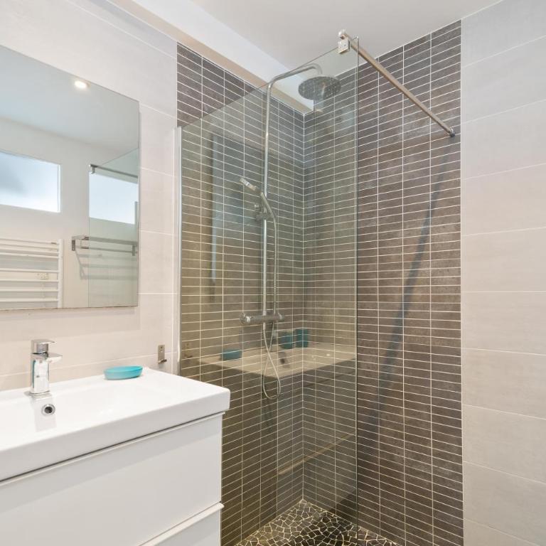 Biarritz Surf Appartements 300m de la plage - One-Bedroom Apartment - 2