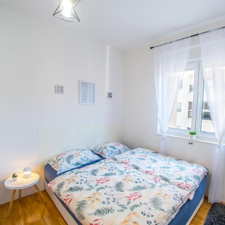 Oasis Luxe Apartment - Three-Bedroom Deluxe Apartment - 7