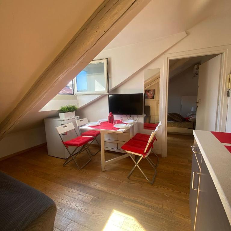 Casa Breton - One-Bedroom Apartment - 7